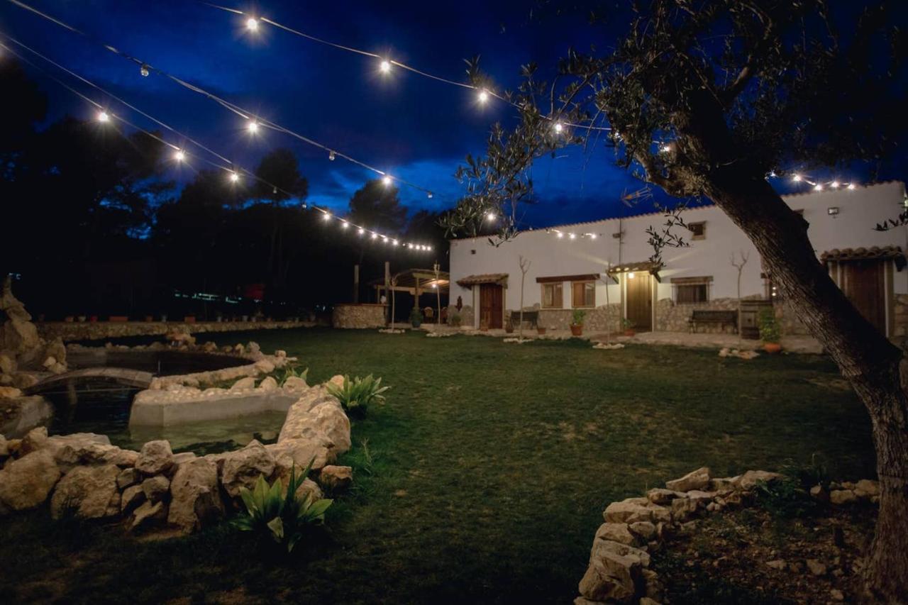 Masia Pou De La Vinya Sitges Exteriör bild
