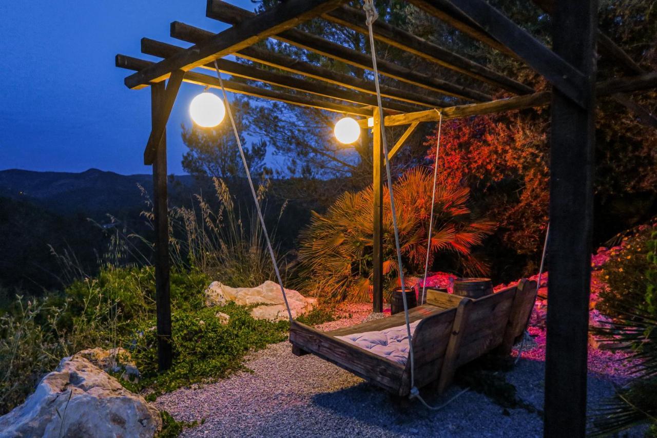 Masia Pou De La Vinya Sitges Exteriör bild