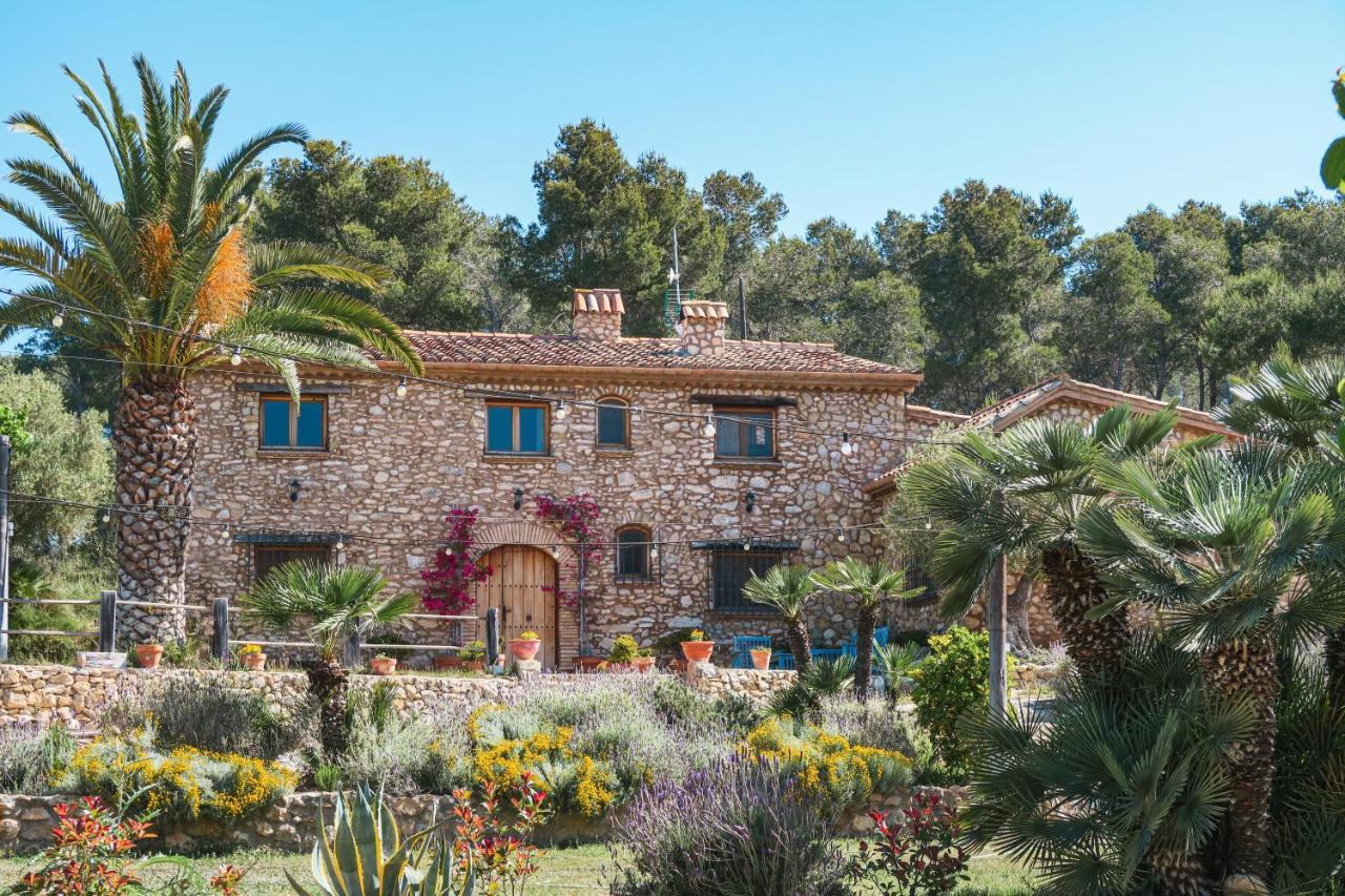 Masia Pou De La Vinya Sitges Exteriör bild